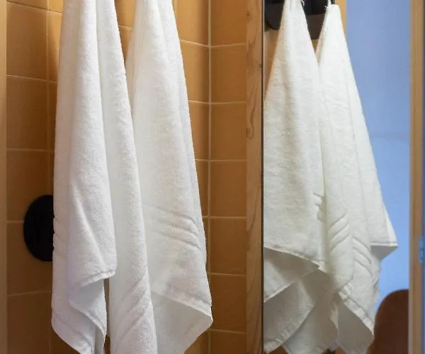 Na Travessa Suítes 4*