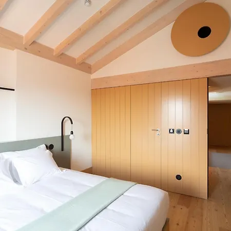 Na Travessa 4* بورتو