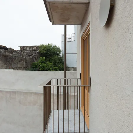 بيت ضيافة Na Travessa 4*